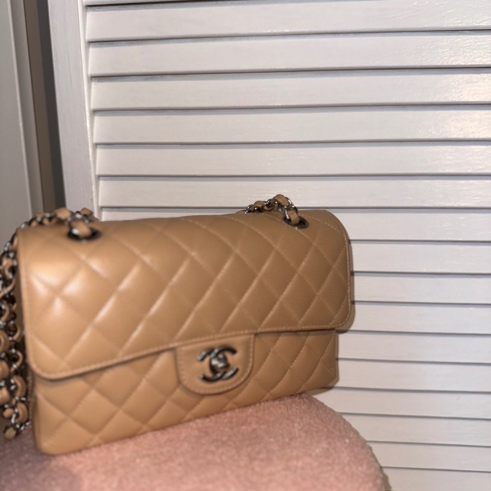 Chanel classic bag